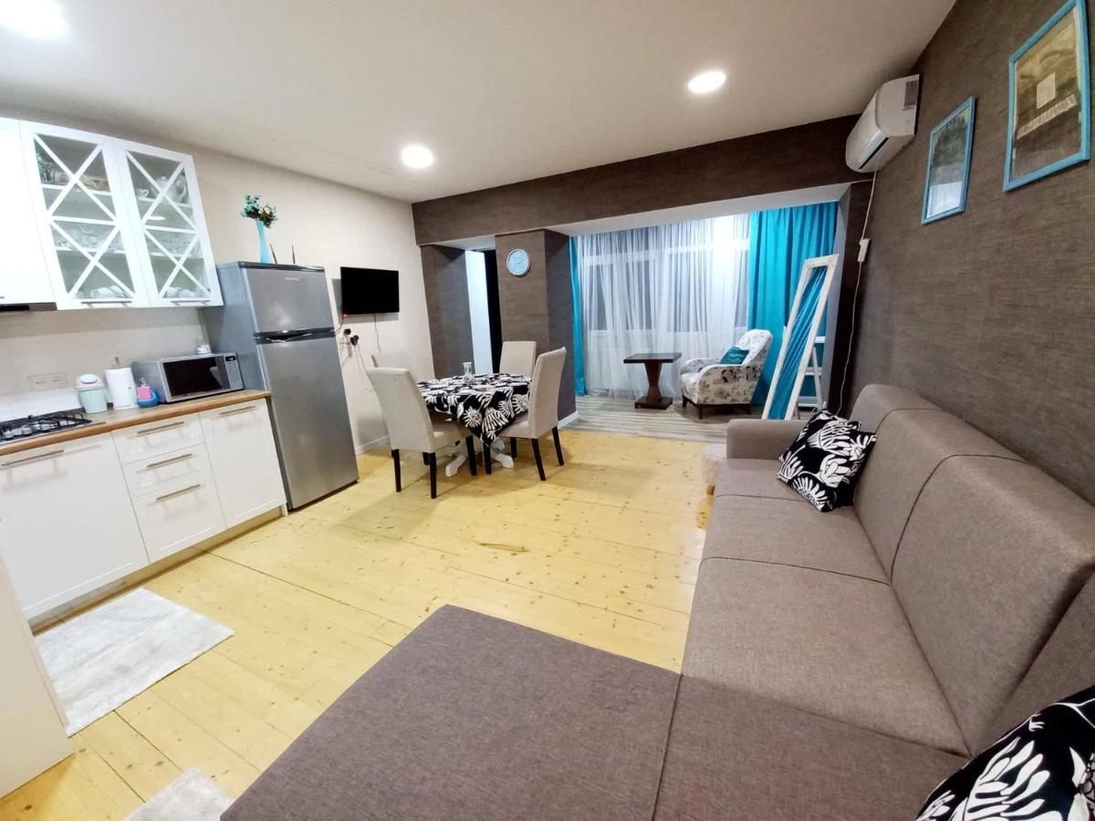 Boutique Apartment 17 Тбилиси Екстериор снимка