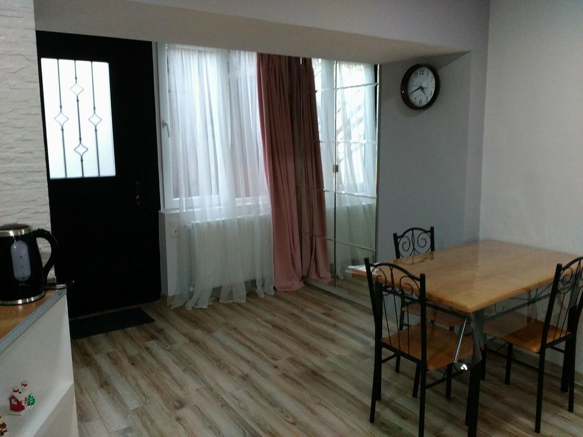 Boutique Apartment 17 Тбилиси Екстериор снимка